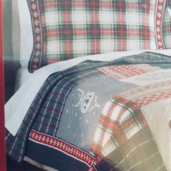 NW ST NICHOLS HOLIDAY LANE JOY FULL/QUEEN QUILT - Picture 3 of 8